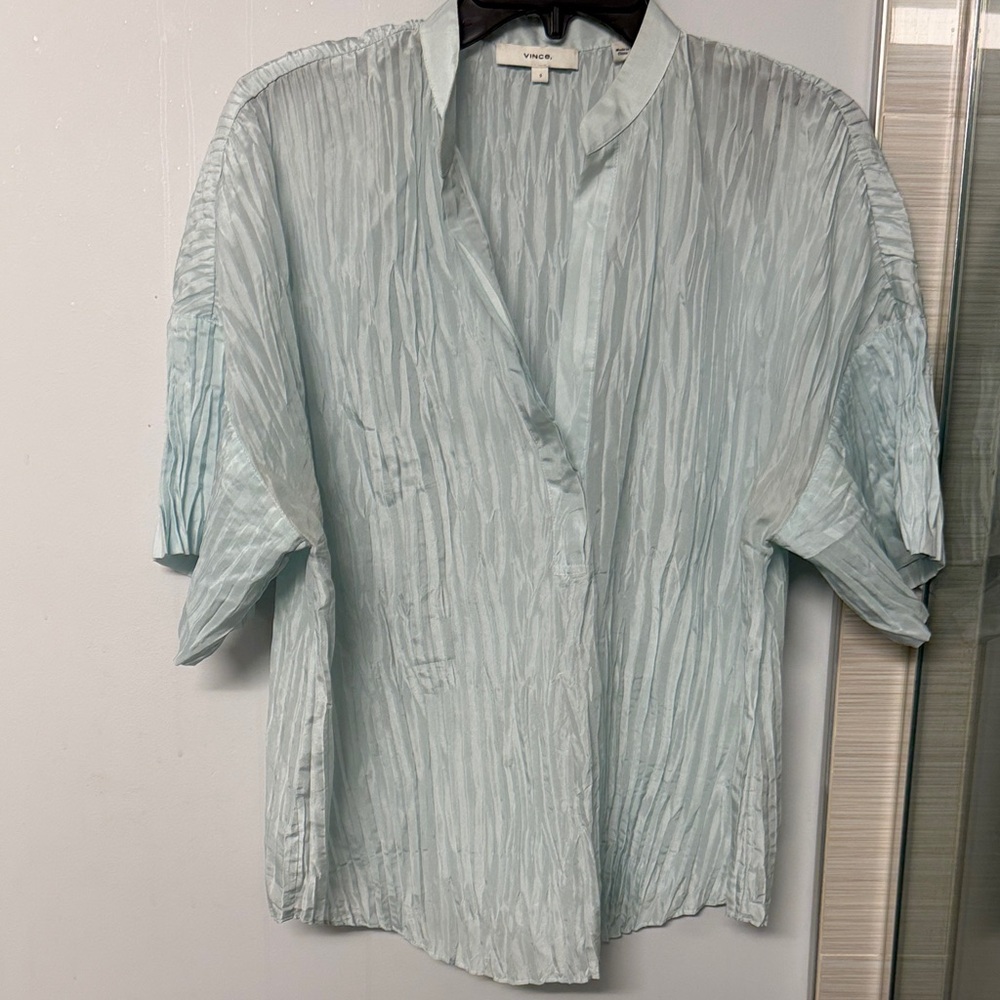 Vince Light Blue Crinkled V-Neck Short Sleeve Blouse
